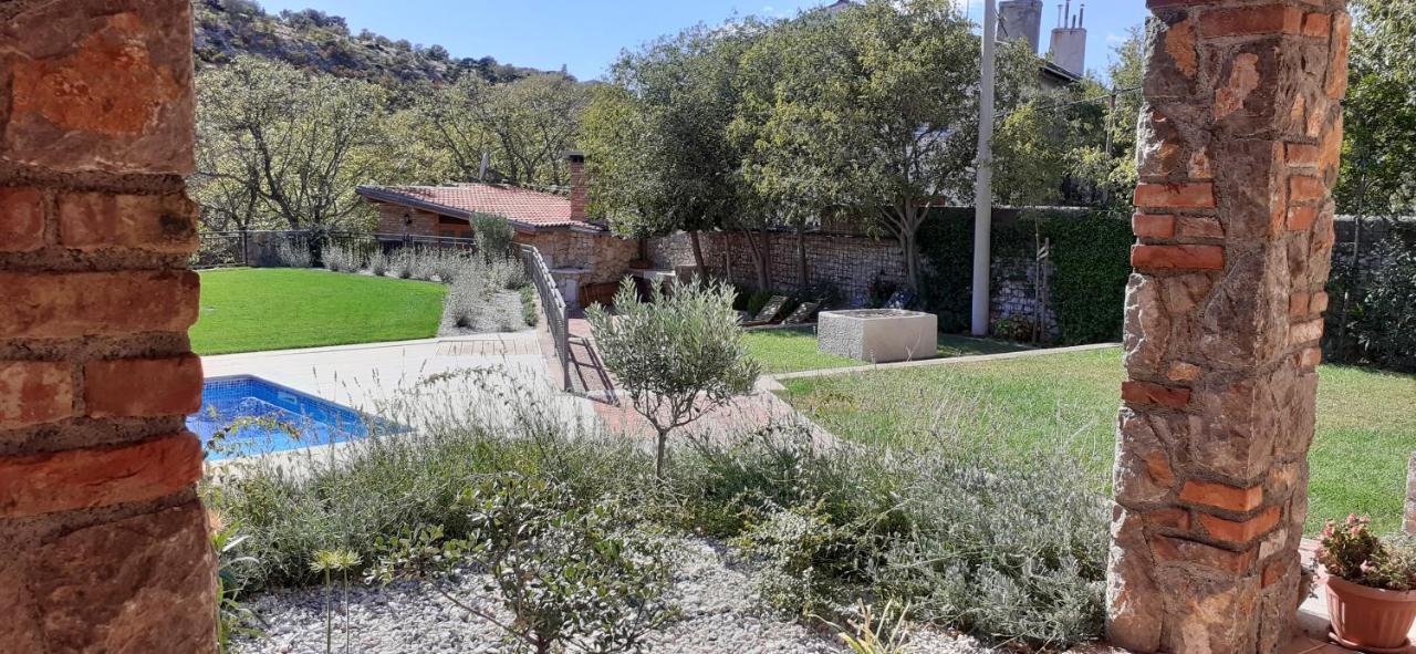 Guesthouse Ruza سينج المظهر الخارجي الصورة