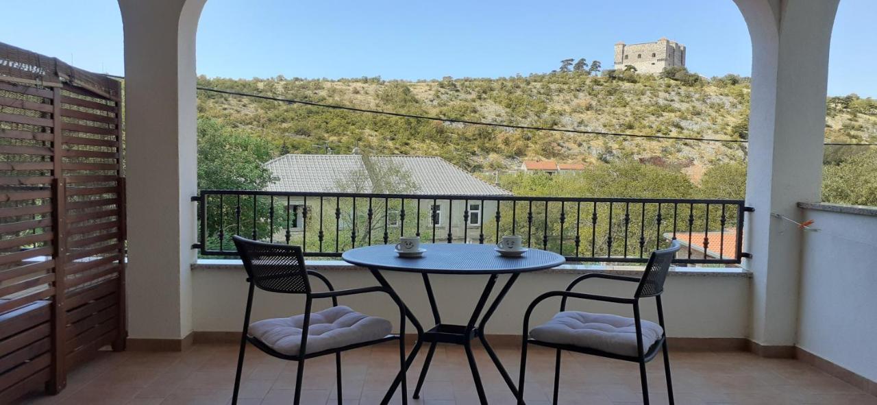 Guesthouse Ruza سينج المظهر الخارجي الصورة